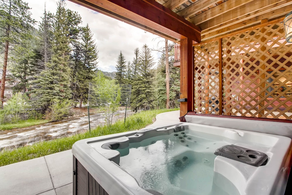 Estes Park Condos - Property Image 121