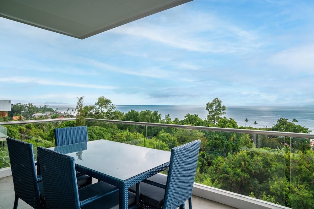 2bed SeaView Apartment in Bang Por KBR36