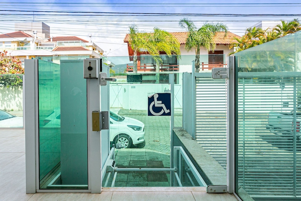 Studios 900m From Lagoa da Conceicao - ECM