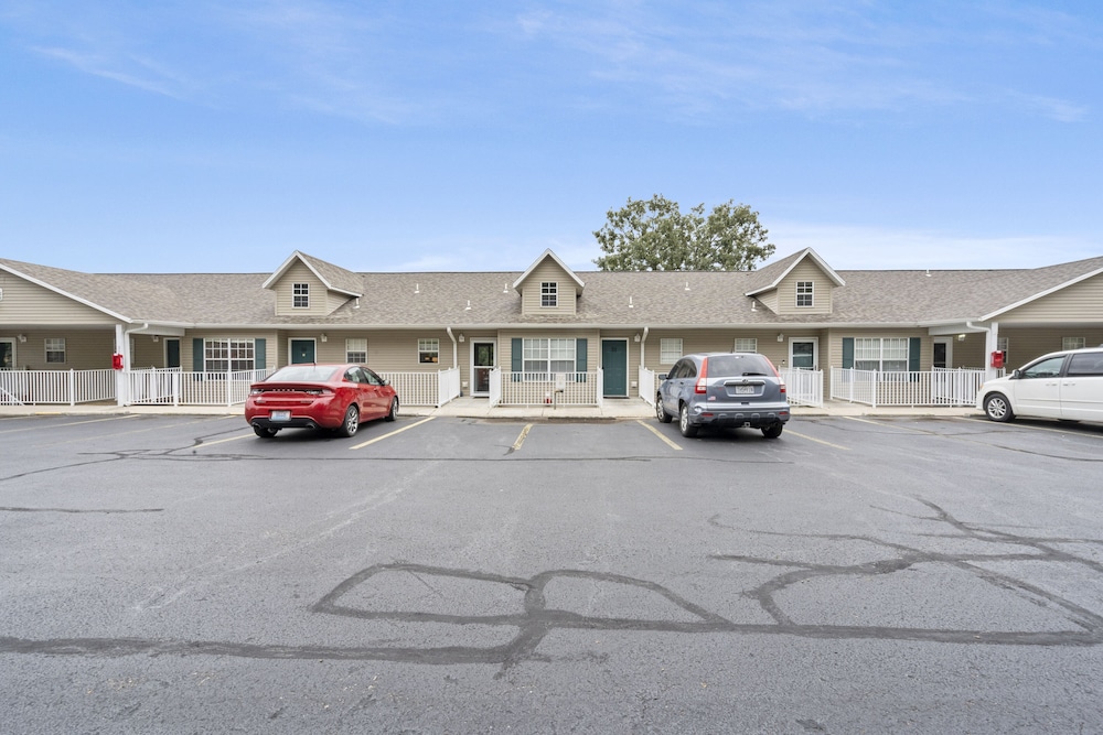 The Branson Condo at Fall Creek - Overlooking the Rolling Hills