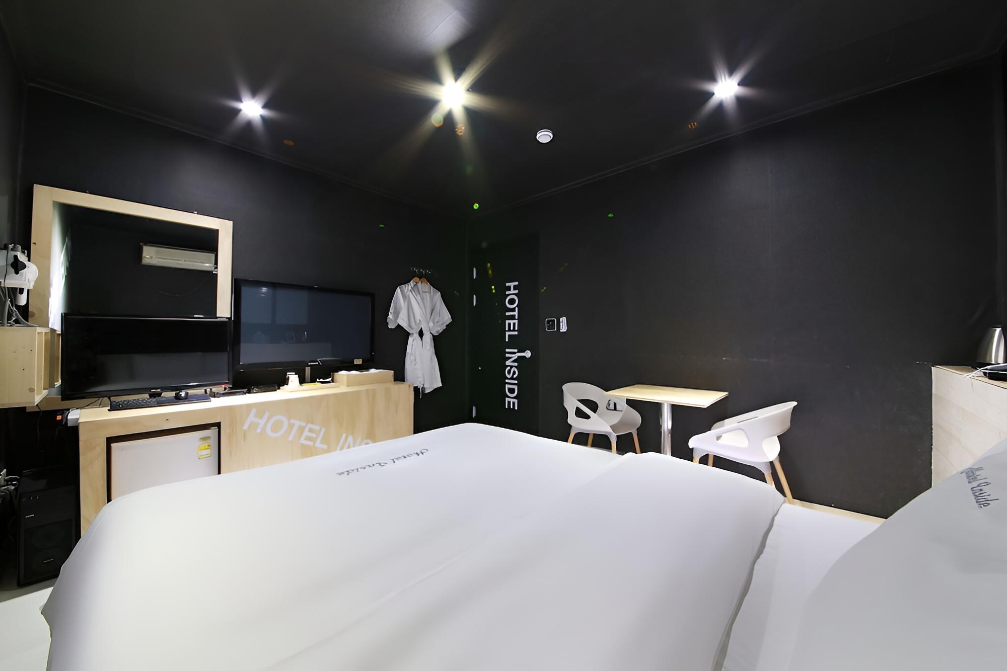 Suwon Hotel Inside view 2