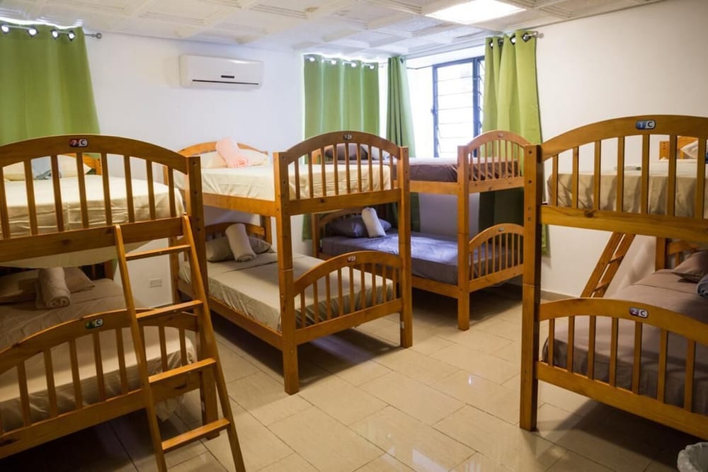 Panama City Vacations - Los Mostros Hostel - Property Image 14