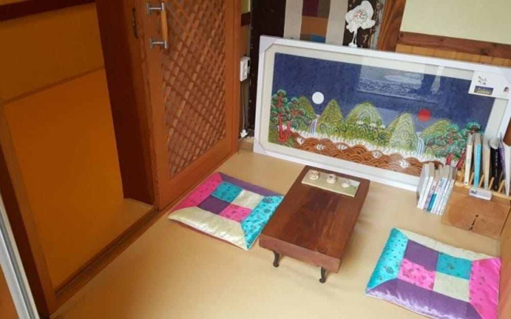 Jeonju Pureunyoram Pension view 4