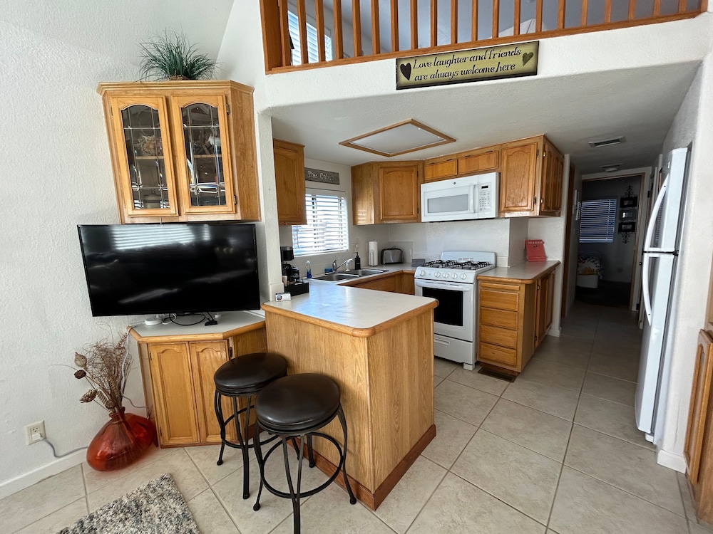 Oceanview Cabin 18 With Private Jacuzzi