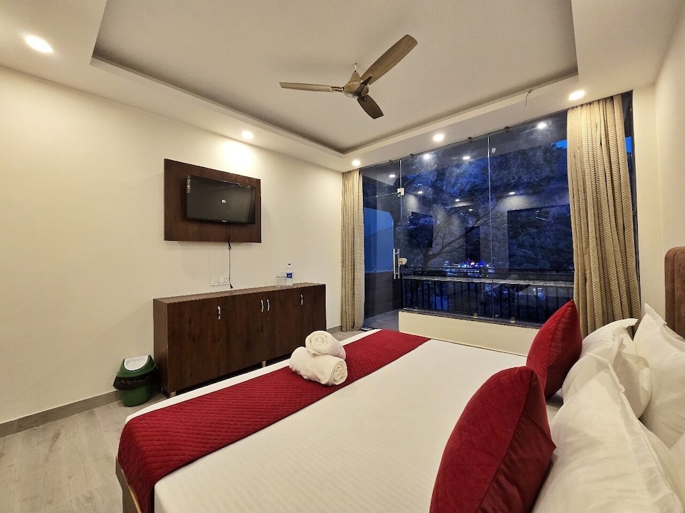 Aghor Guest House