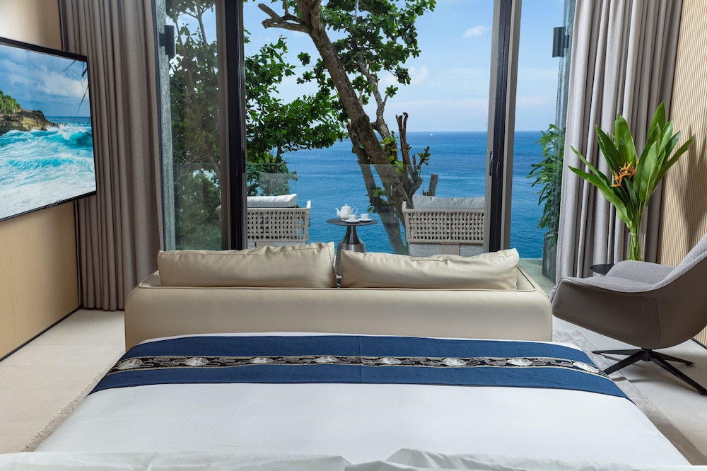 The Aquila Villa