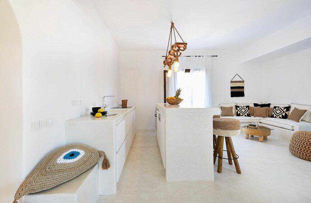Le Blanc Suite