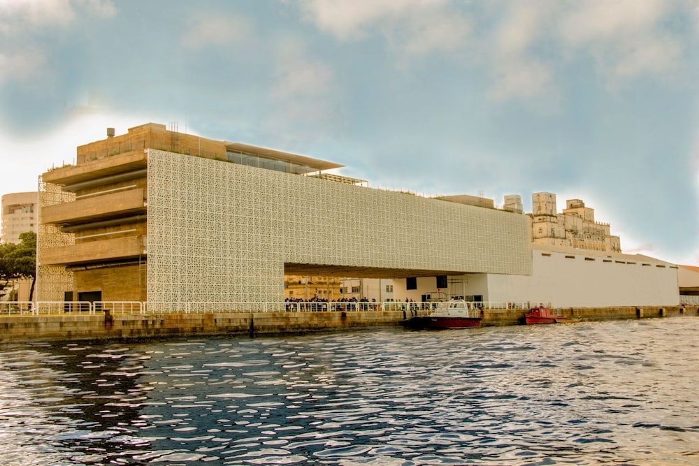 Hotel Dublê Hotel - Image 1