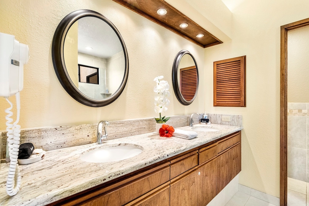 Relaxing Resort Living - Free Concierge - AC! - Vrkcv