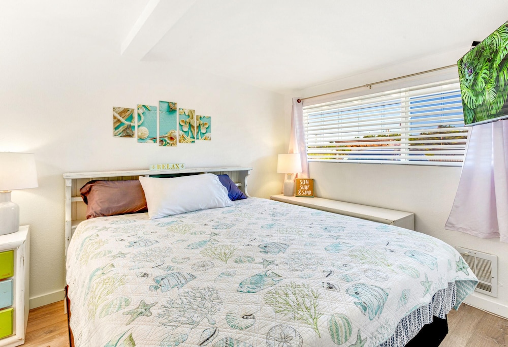 Shine On Condo in Ocean Shores
