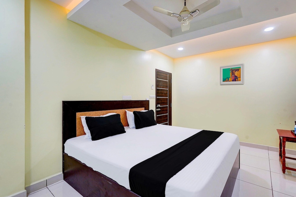 Super Hotel O Perungalathur
