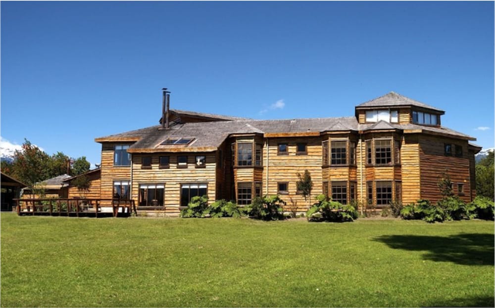 Andes Lodge