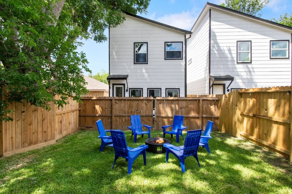 Chic 4BR Getaway Near NRG TMC