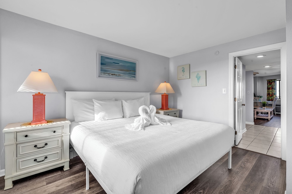 Bluewater Resort 1103