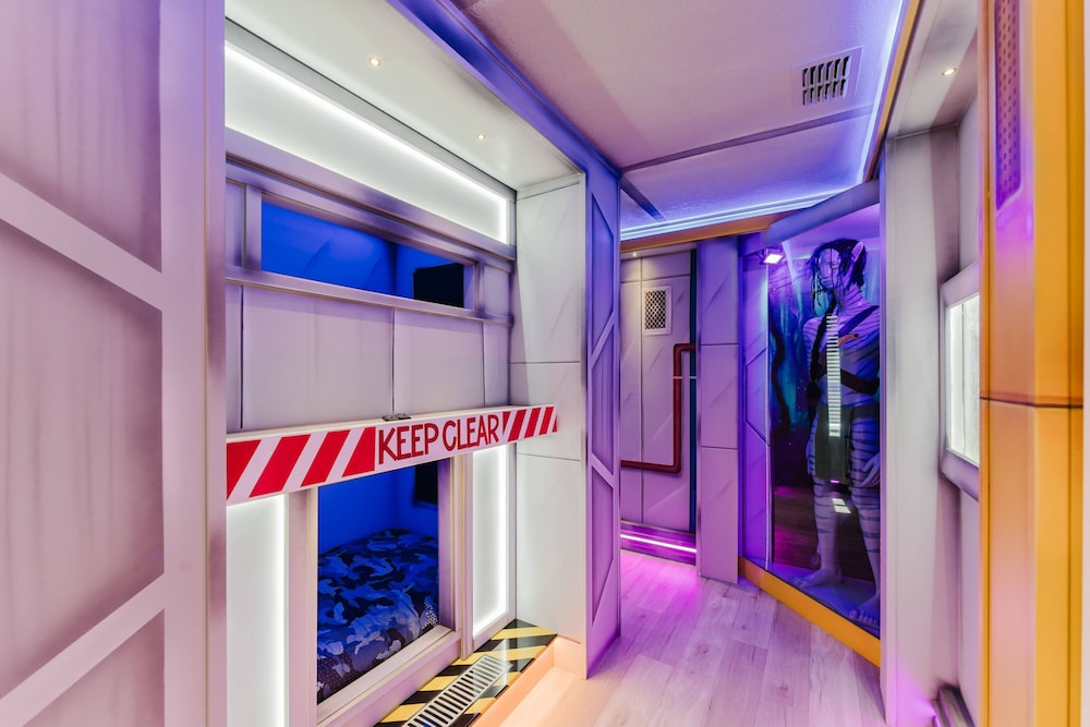 Amazing 7 bd Summerkitchen Gameroom