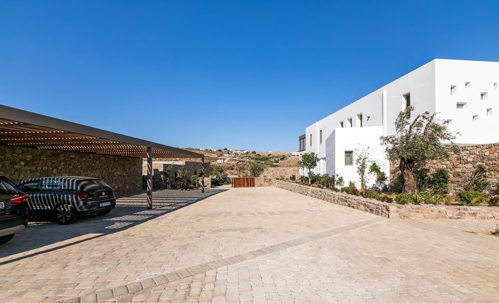 Remarkable 7-bed Villa in Mikonos - Villa Ataraxia view 4