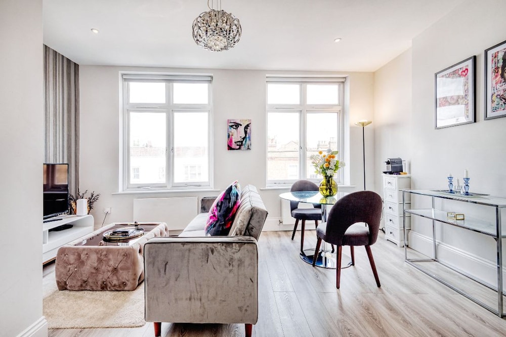 The Village Vixen- Hampstead Village - by Out of Office Lifestyle