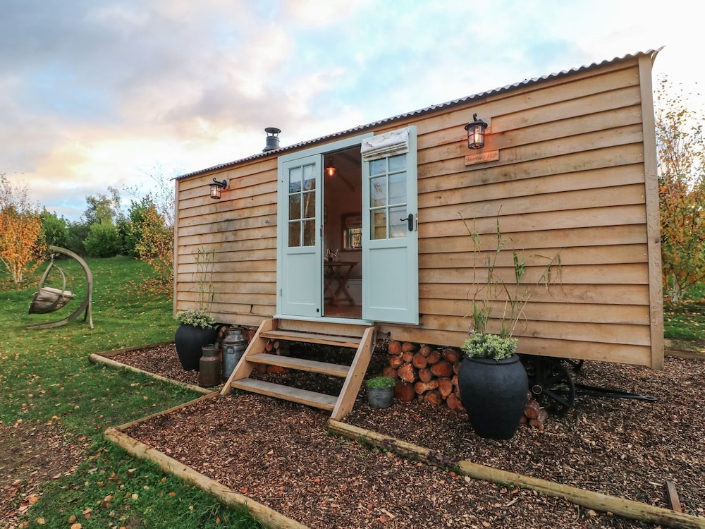 Herbie's Shepherds Hut at Shepherds Lodge