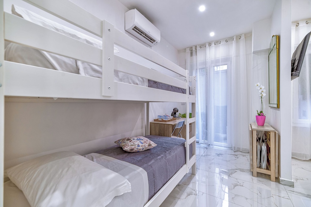 Alloggio Turistico Mediterranean Cruises