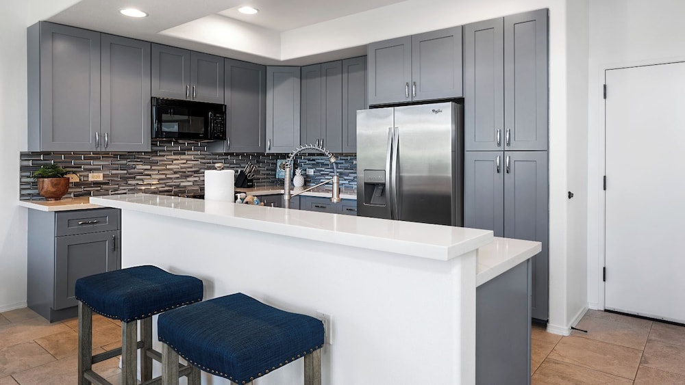 Luxury - Gated Community - Experience Paradise! - Vrkcv