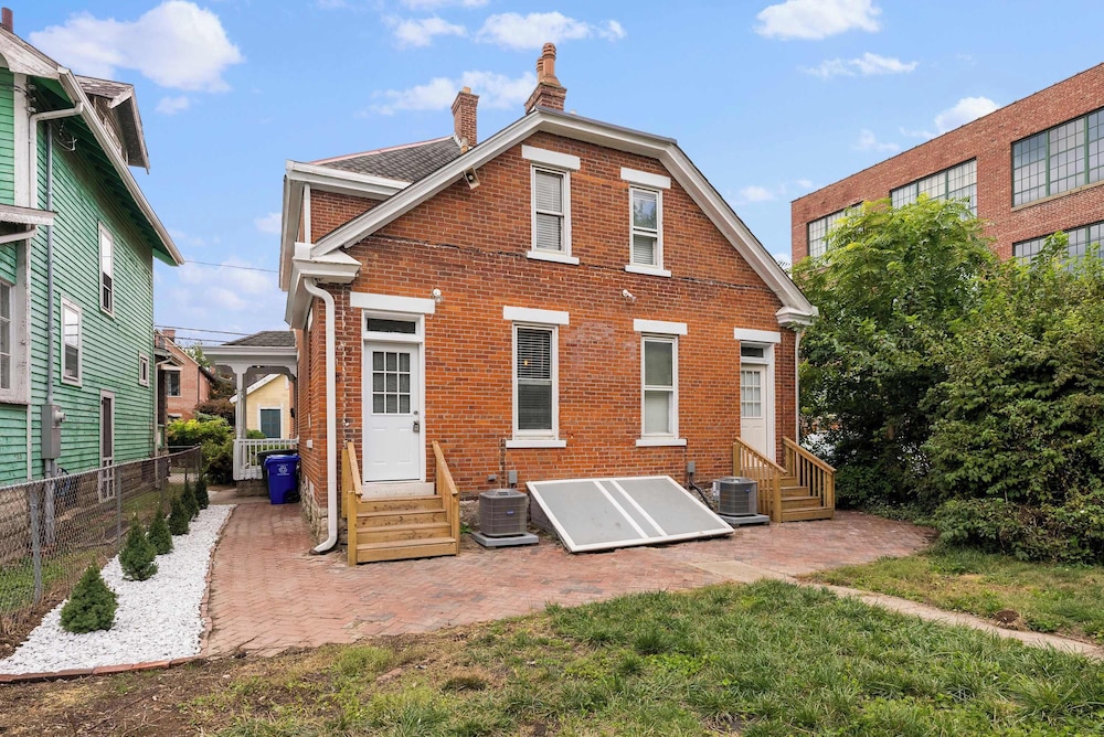 German Charm Suites Sleeps 8! - Image 3