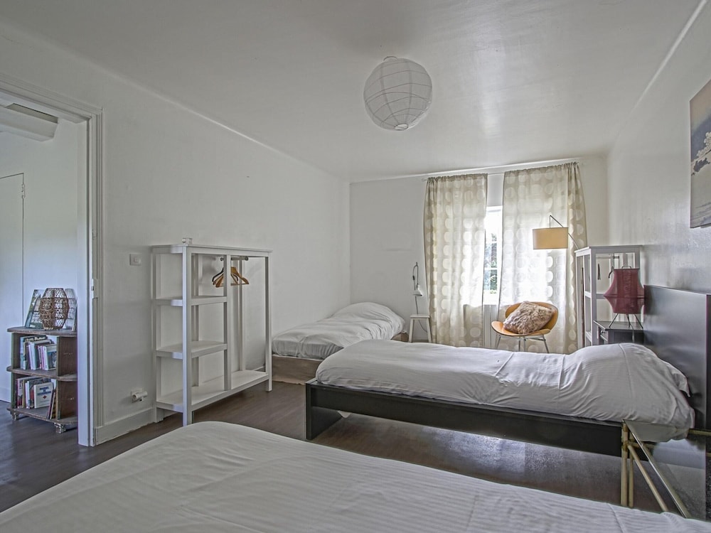 Cosy Holiday Home With Garden photo 2