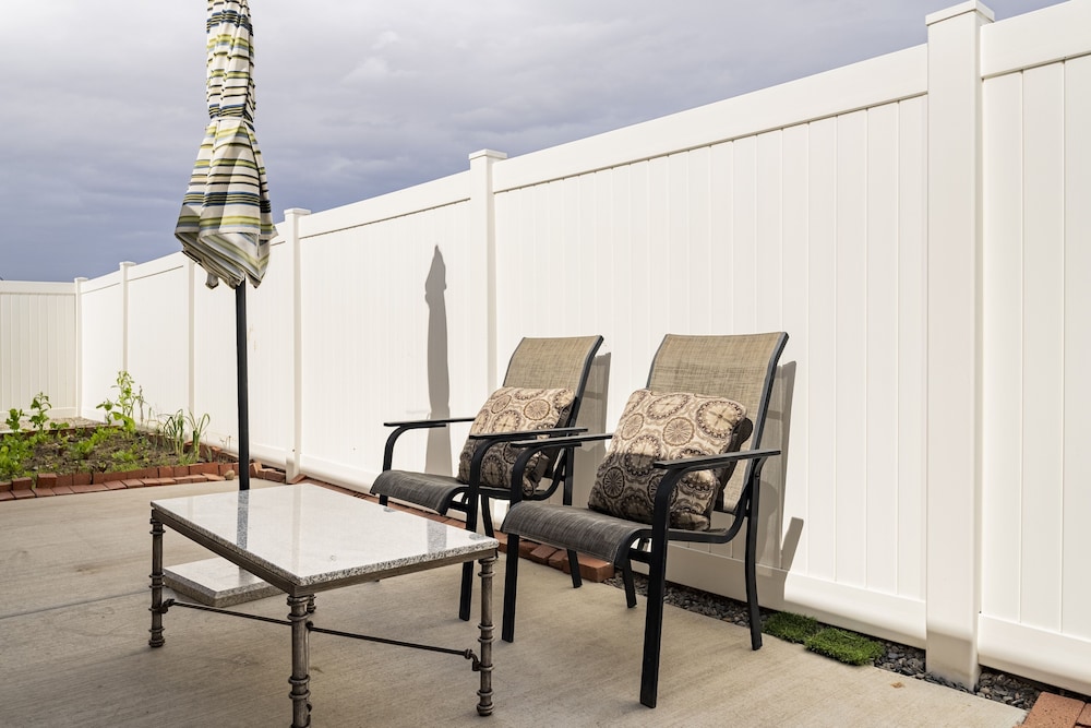 Canyon View Oasis 3 Bedroom Home