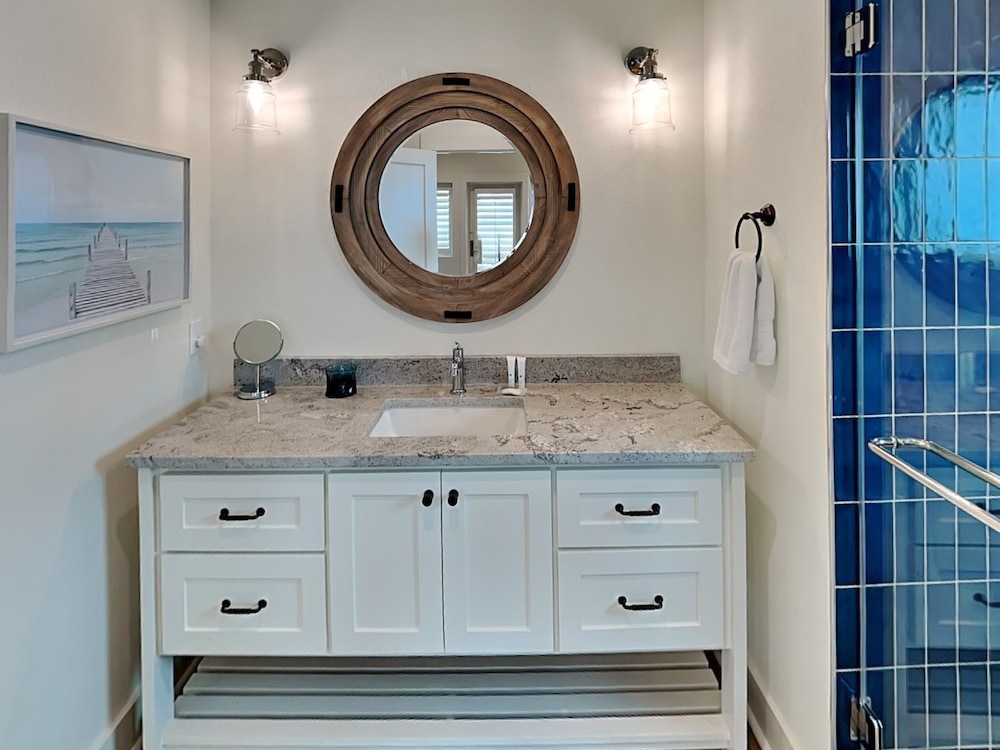 Glory Daze by Silver Sands Vacation Rentals