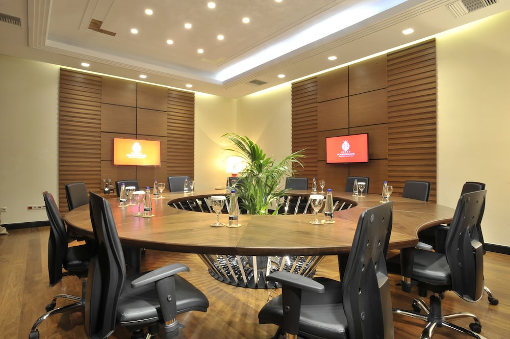meeting & event spaces