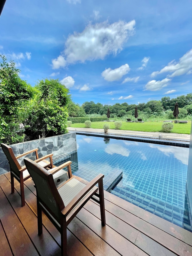 Zensala Riverpark Resort