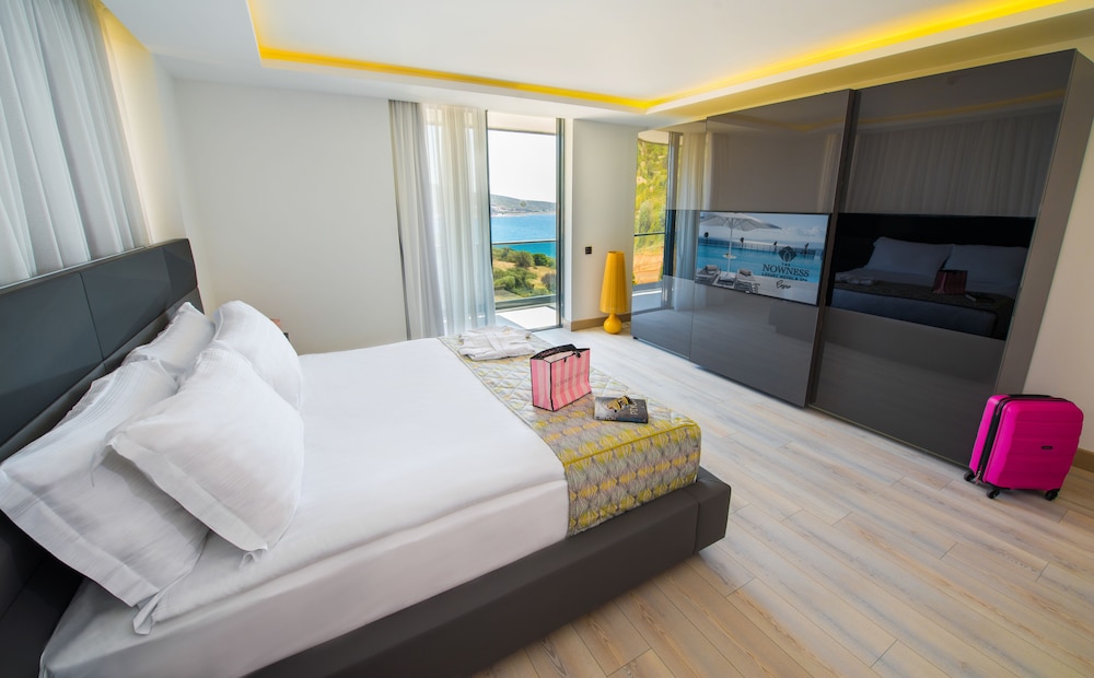 The Nowness Luxury Hotel & Spa - Image 7