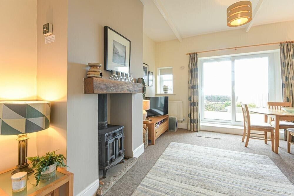 Bellshill Cottage