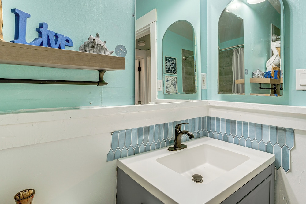 < 2 Mi to Punta Gorda Beach Park! Nautical Retreat