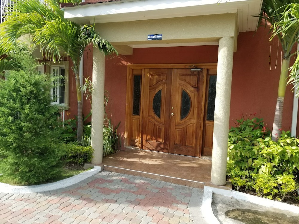 Palms of Liguanea