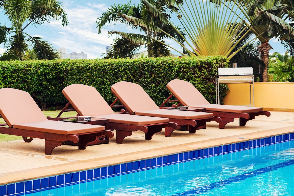 Sunset View Luxury Pool Villa
