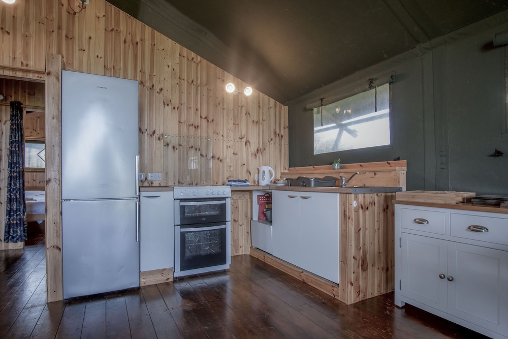 Burryholmes Glamping Tent - Llangennith view 3