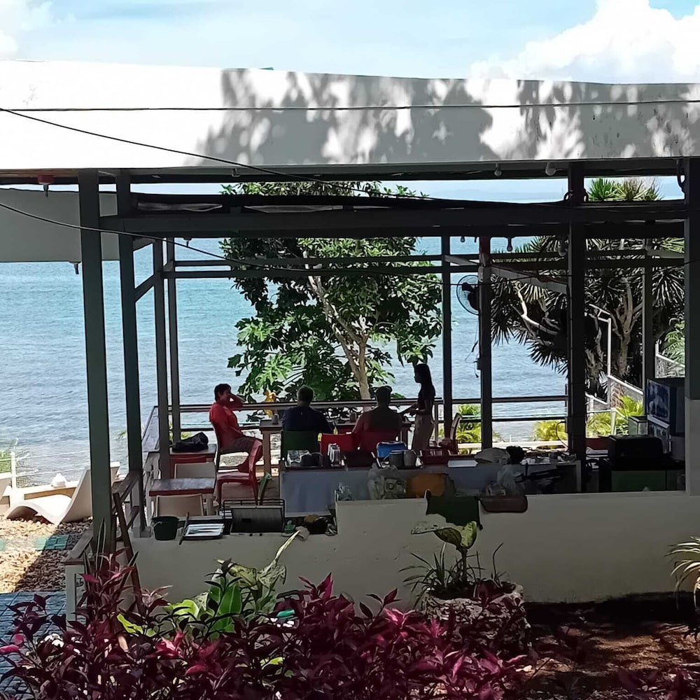 Tulang Diot View and Turtle Haven