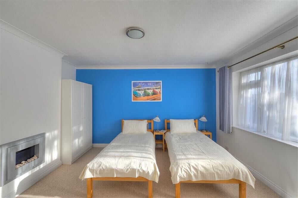 1 Harbour Heights