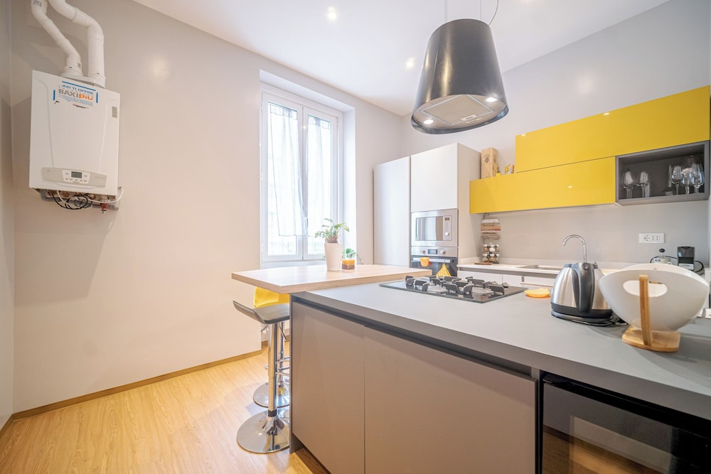 Bright Apartment A Few Steps From Via Garibaldi