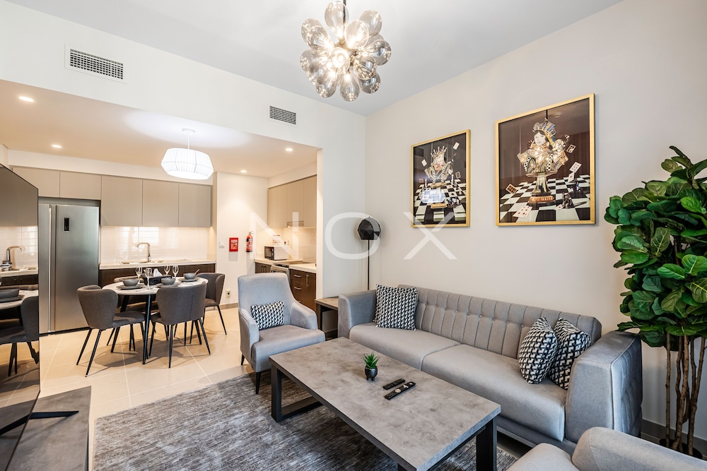 Stylish 2 Beds in Forte Tower I Downtown