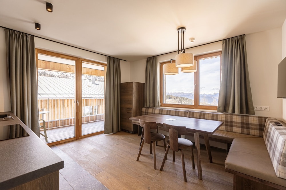 Charming Lodge With Finnish Sauna