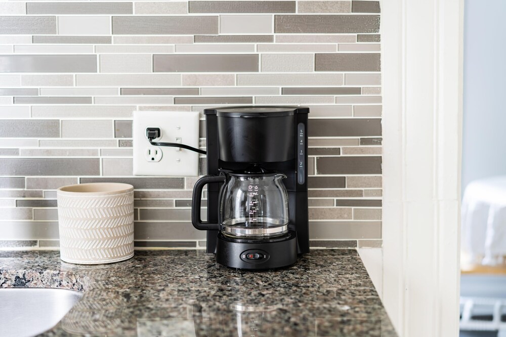 Jungle House Luxury Stays - Downtown Columbus & Short North - Image 3