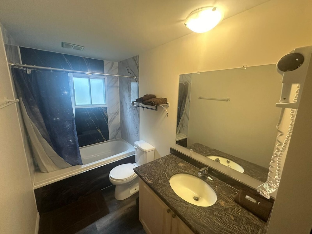 Pine Ridge Motel