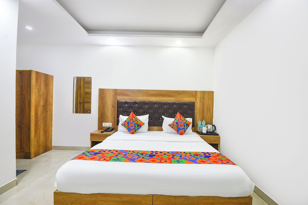 Fabhotel Sun Plaza
