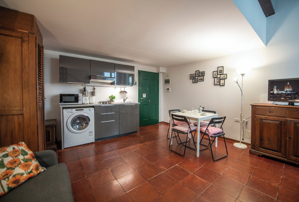 Mamo Florence - Borgo San Jacopo Apartment