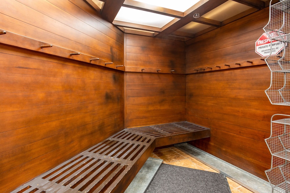 Stag Lodge at Deer Valley Resort - Three Bedroom Residence with Spa #9 3 Condo