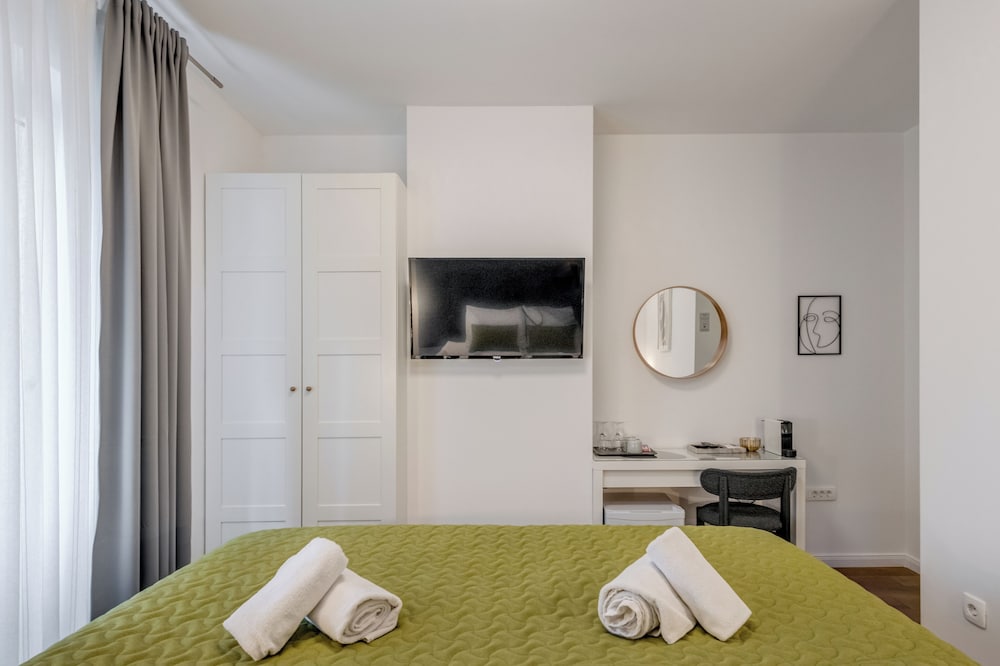 Finn Luxury Rooms