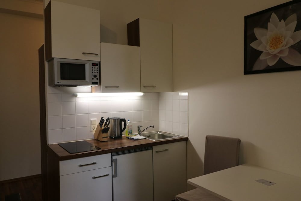 Vienna Vacations - Grand Central Apartments - Property Image 1