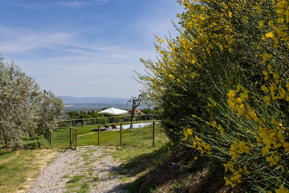 B&B Fonteroncone view 4