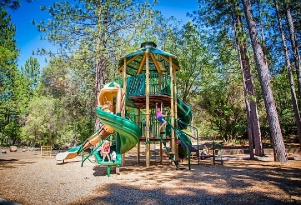 Lake of the Springs RV Resort - Property Image 7